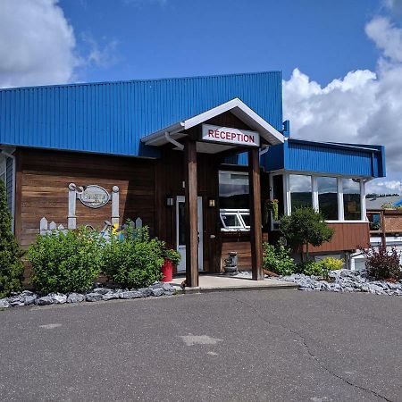 Motel Claude Degelis Kültér fotó