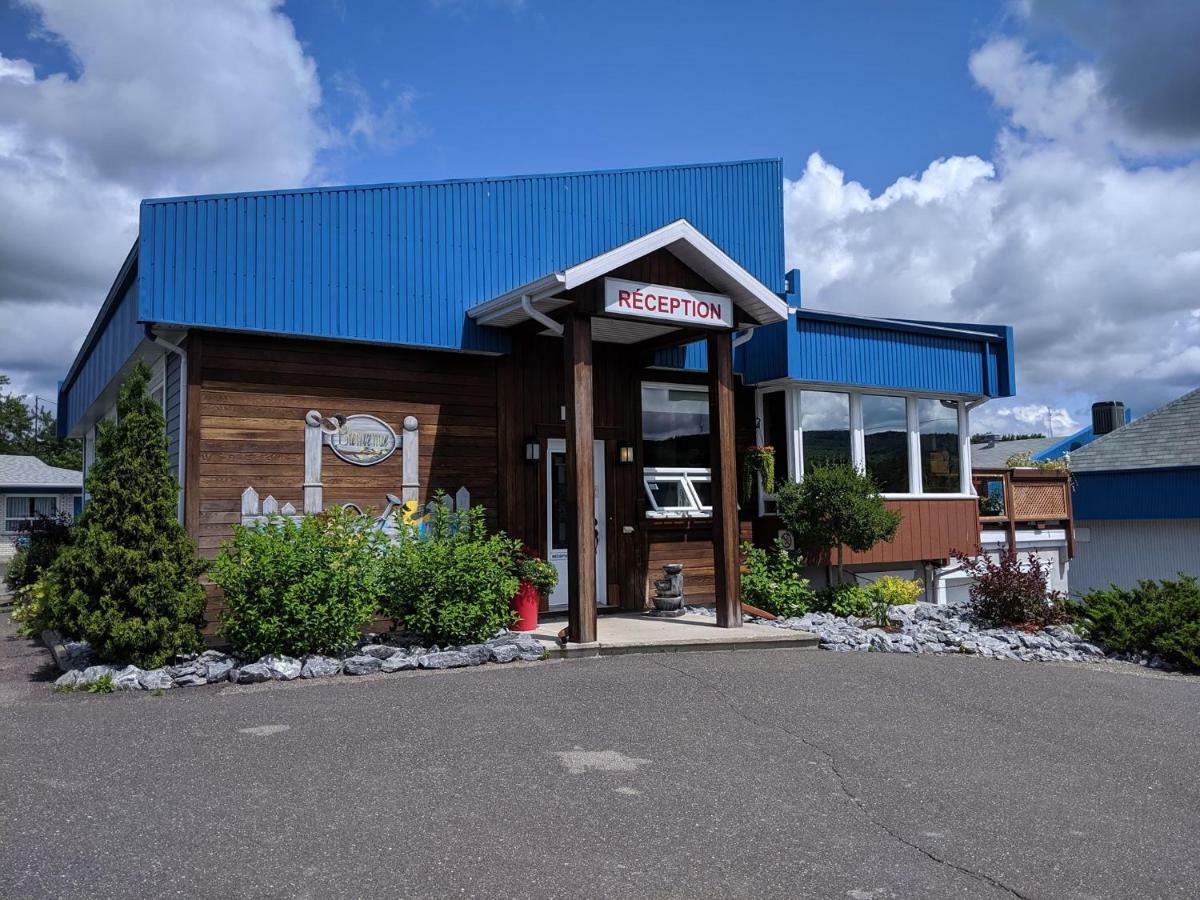 Motel Claude Degelis Kültér fotó